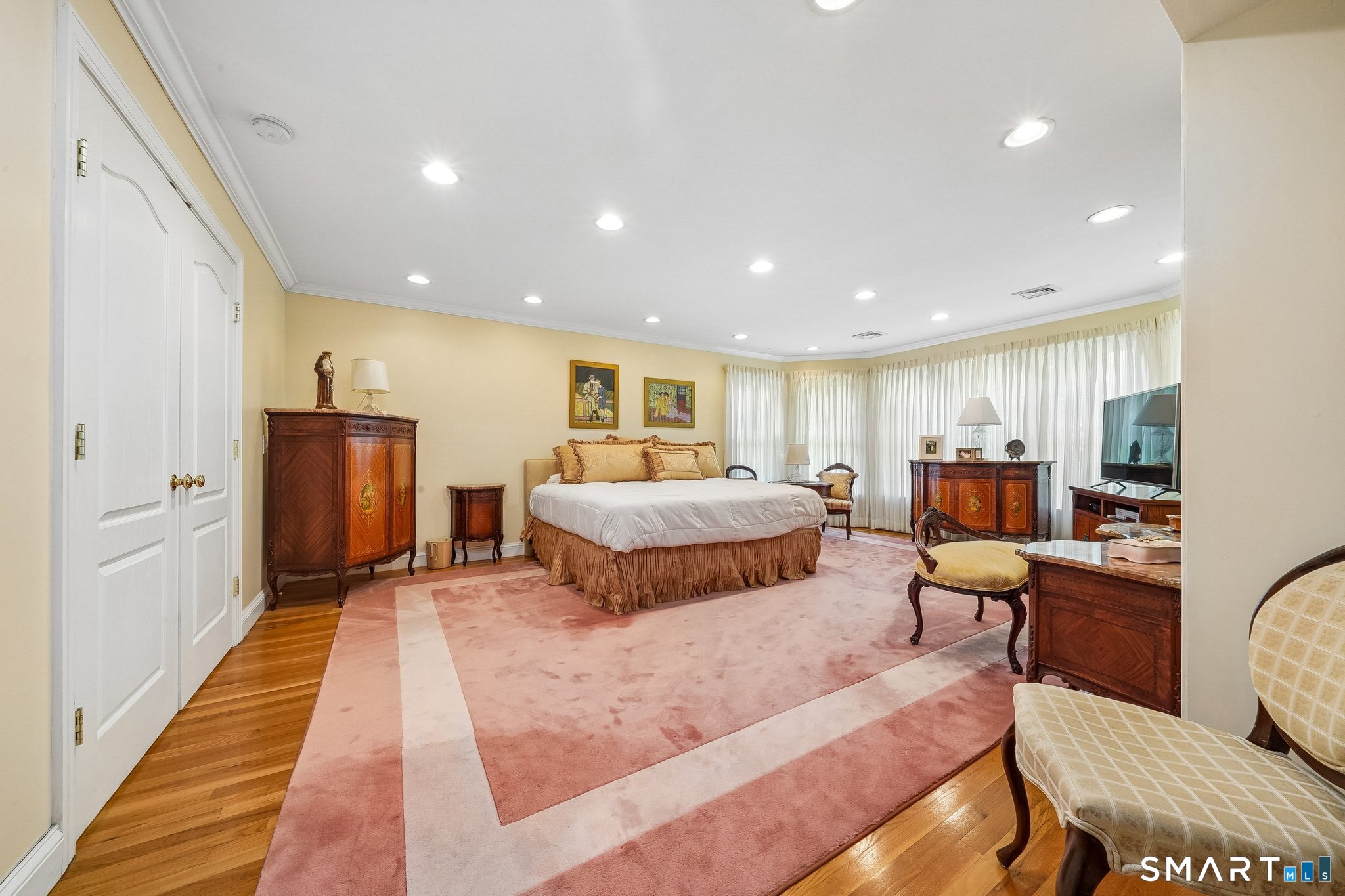 132 East Hunting Ridge Road Stamford, CT 06903 - Photo 15 of 29