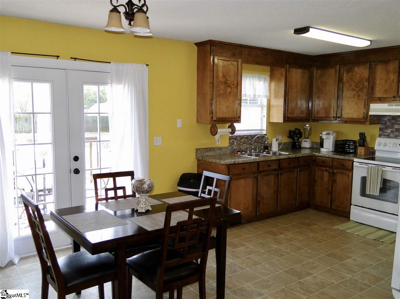 404 Maple Street Lyman, SC 29365 - Photo 8 of 24 Gallery Image 8