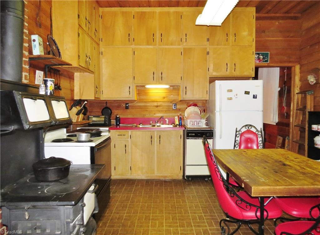 3439 Love Road Claremont, NC 28610 - Photo 12 of 26 Gallery Image 12