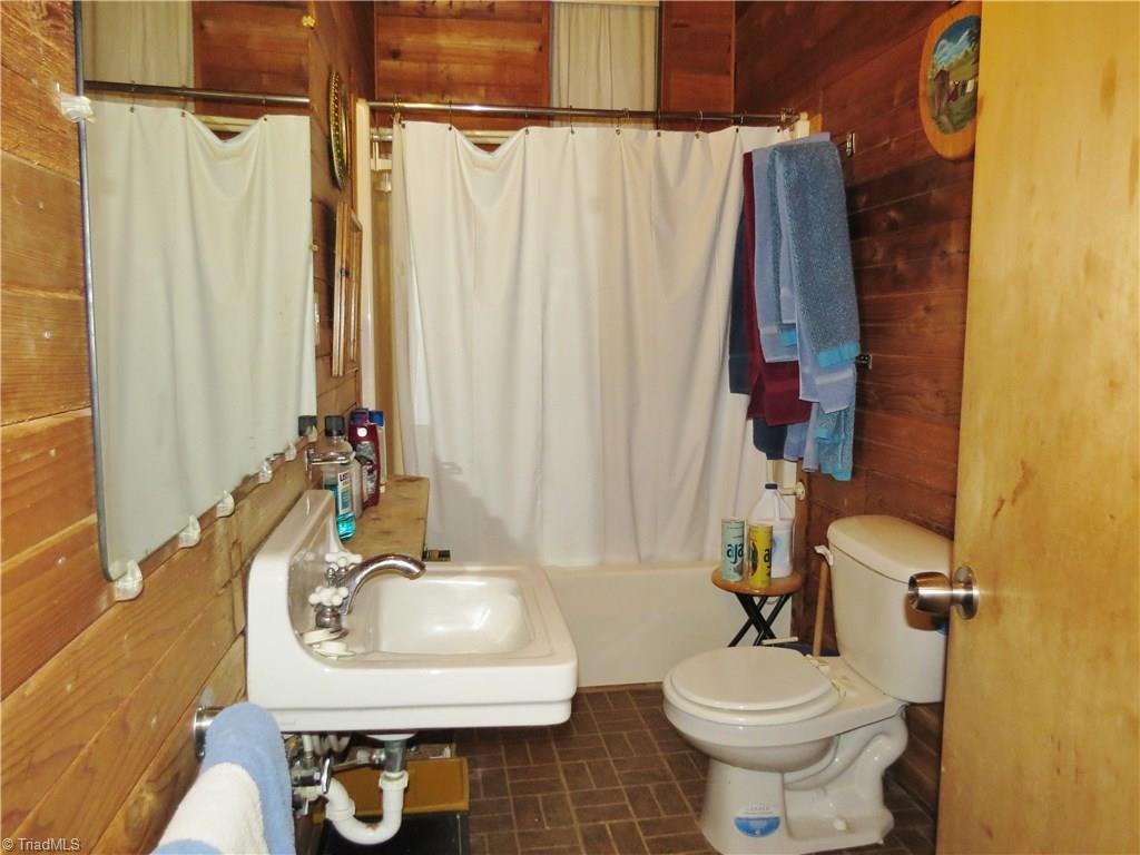 3439 Love Road Claremont, NC 28610 - Photo 18 of 26 Gallery Image 18