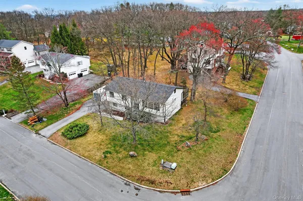 $590,000 | 22 Cambridge Circle, Monroe, NY 10950