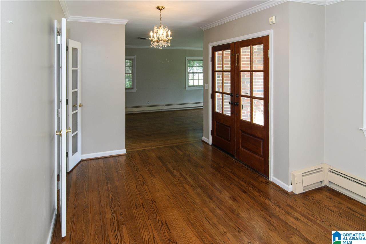 604 Rumson Road Birmingham, AL 35209 - Photo 3 of 32