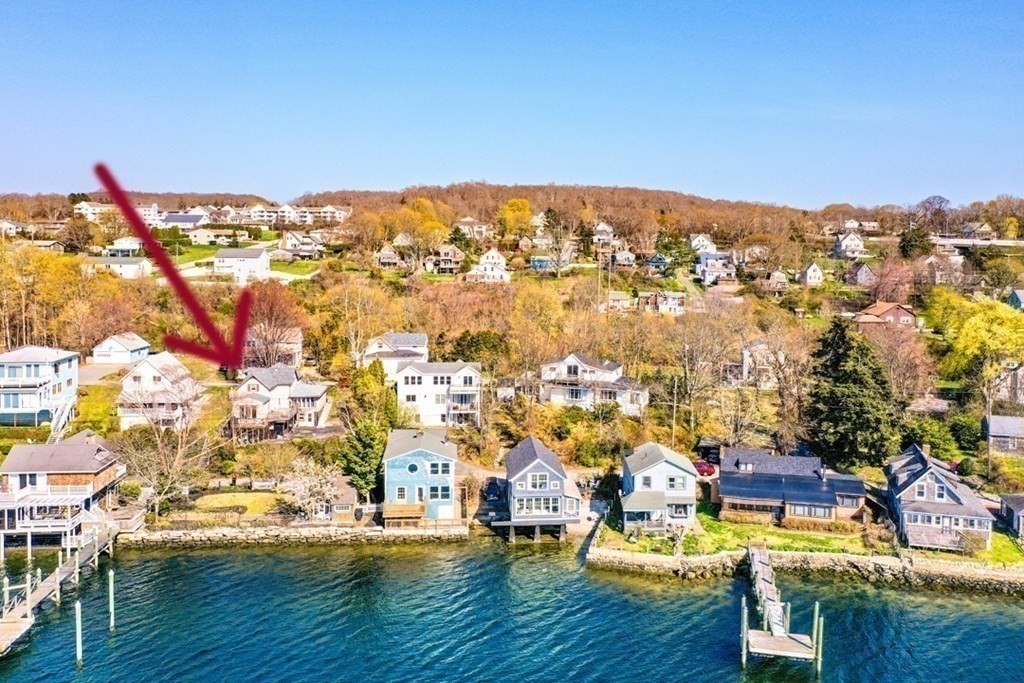 286 Riverside Drive Tiverton, RI 02878 - Photo 10 of 38 a view of a city