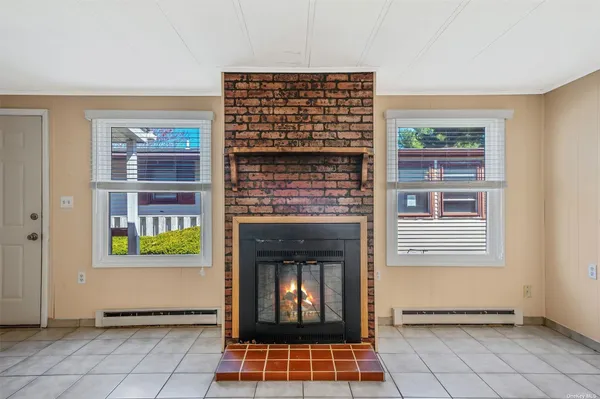 $139,900 | 114 Village Circle West, Unit 114, Manorville, NY 11949