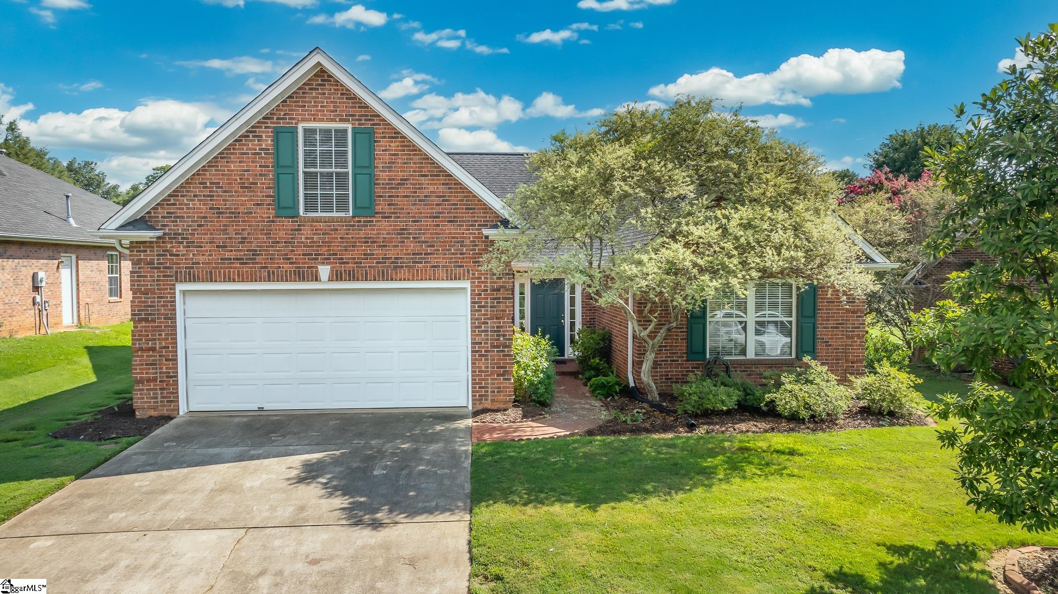 8 Pasture View Court Simpsonville, SC 29680 - Photo 2 of 36 Gallery Image 2
