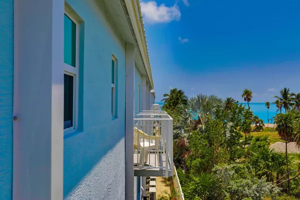 $3,000 | 10877 Overseas Highway, Unit 108, Marathon, FL 33050