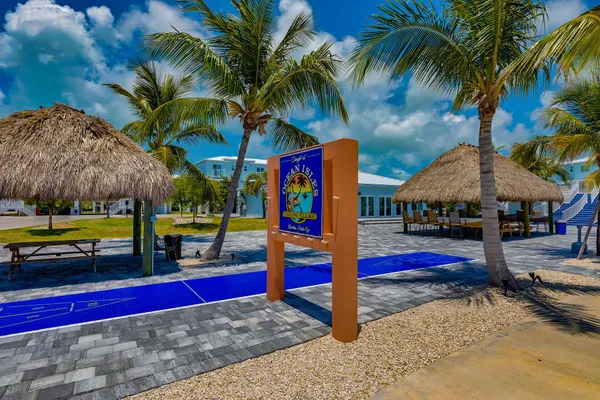 $3,000 | 10877 Overseas Highway, Unit 108, Marathon, FL 33050