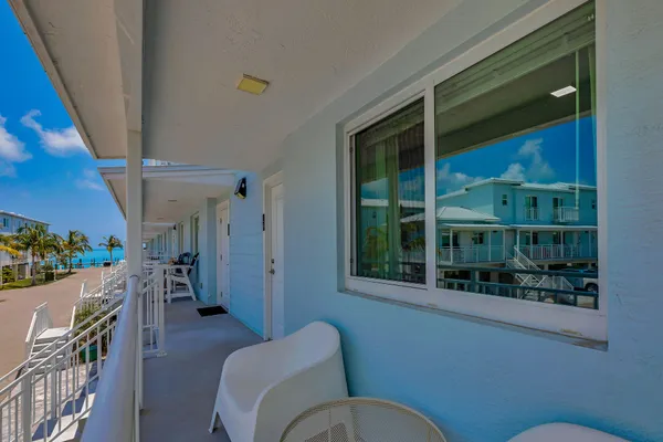 $3,000 | 10877 Overseas Highway, Unit 108, Marathon, FL 33050