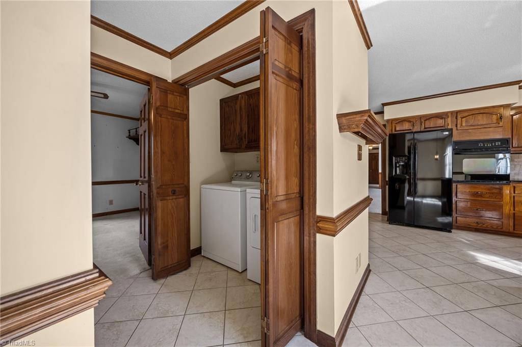 2404 Saddle Club Road Burlington, NC 27215 - Photo 17 of 49