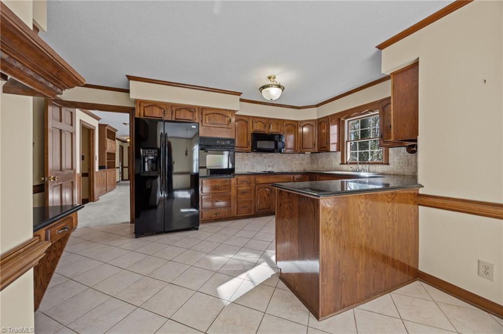 2404 Saddle Club Road Burlington, NC 27215 - Photo 40 of 49