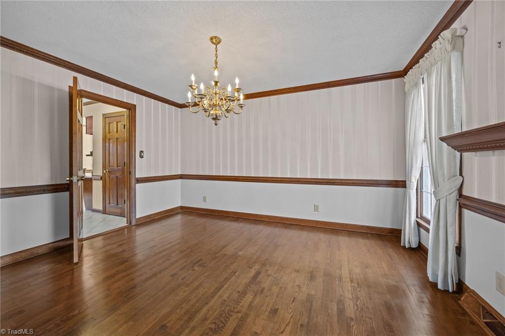 2404 Saddle Club Road Burlington, NC 27215 - Photo 10 of 49