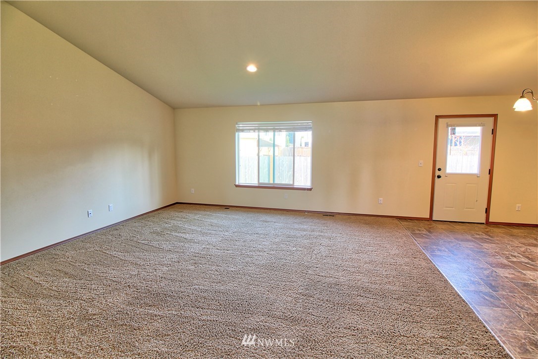 6324 199th Loop Southwest Rochester, WA 98579 - Photo 5 of 19