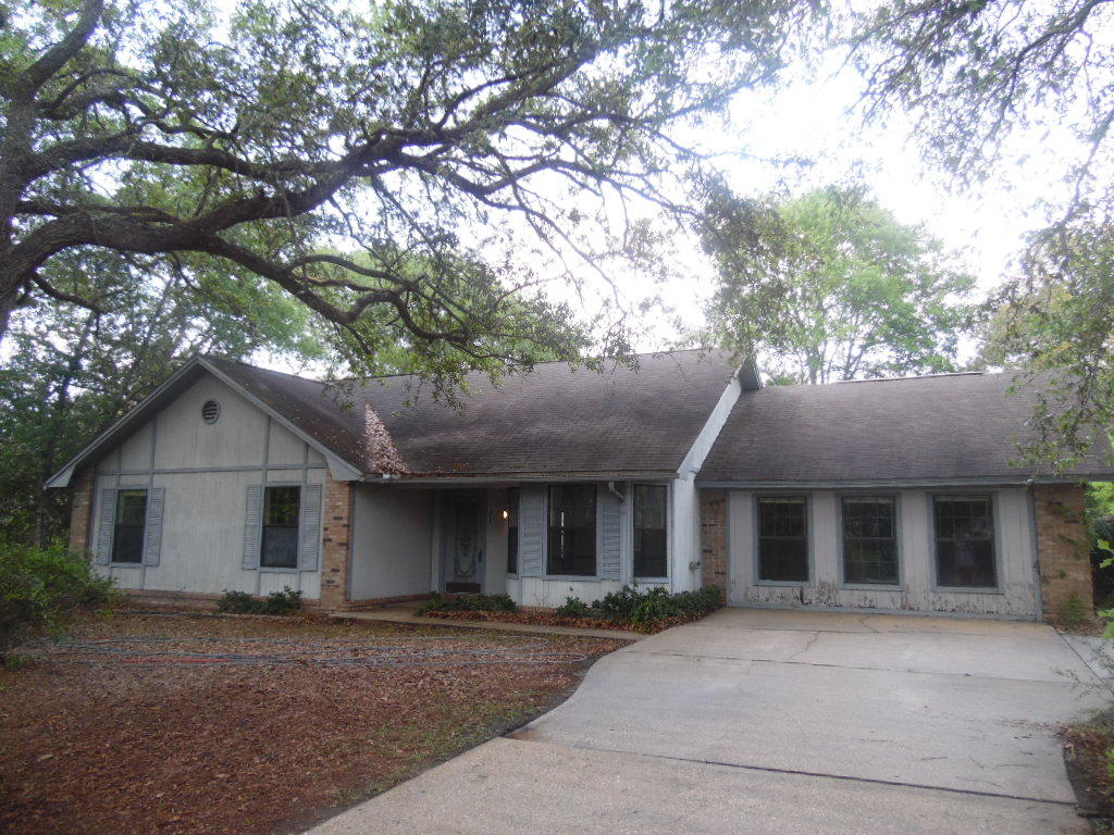 131 Kipling Drive Crestview, FL 32539 - Photo 1 of 18 exterior