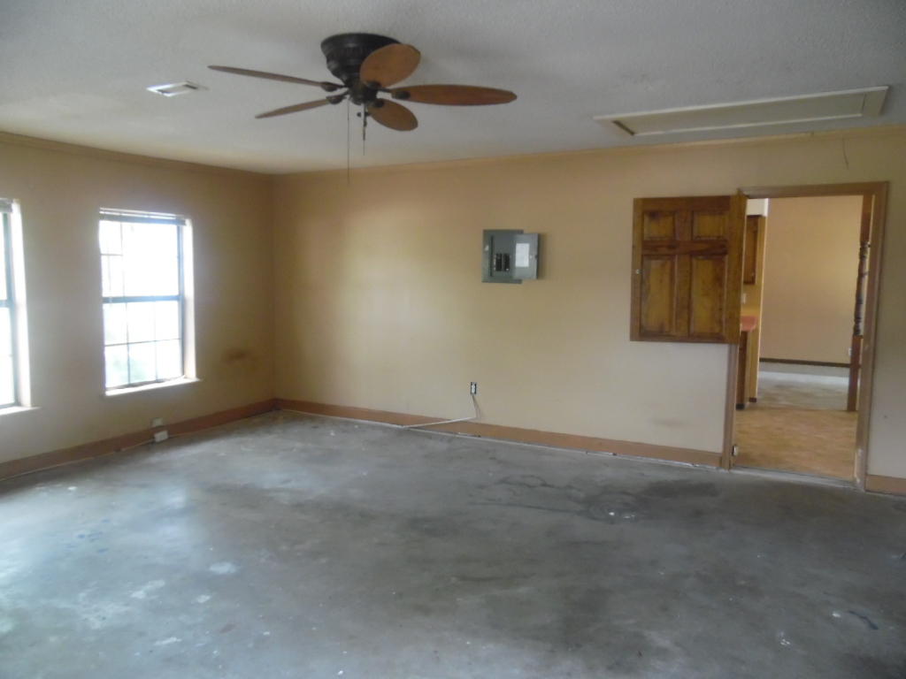 131 Kipling Drive Crestview, FL 32539 - Photo 15 of 18 SAM_0976