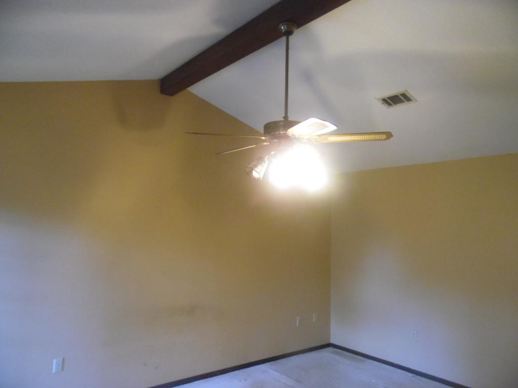 131 Kipling Drive Crestview, FL 32539 - Photo 4 of 18 SAM_0995