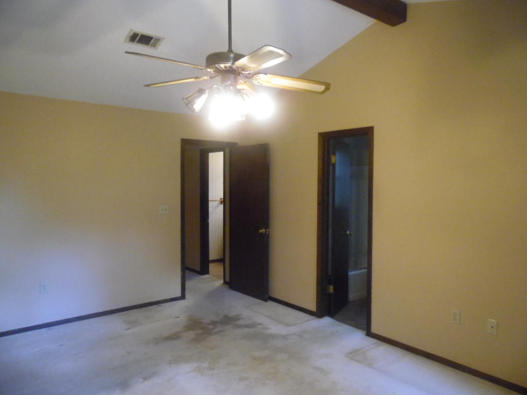 131 Kipling Drive Crestview, FL 32539 - Photo 6 of 18 SAM_0993