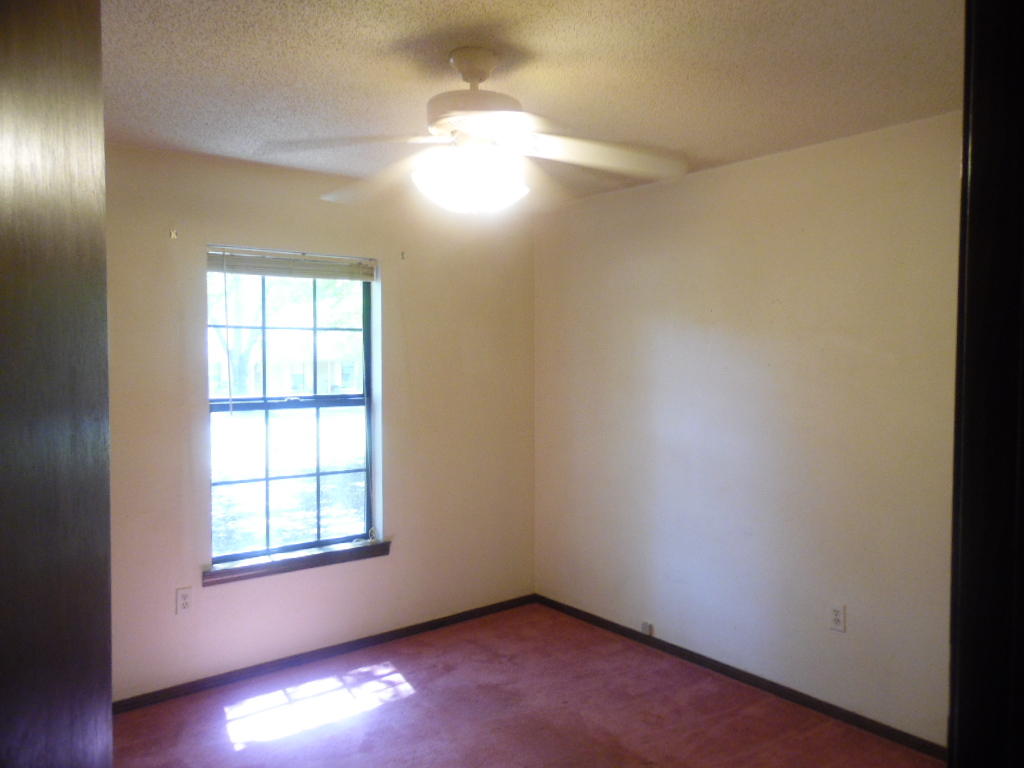 131 Kipling Drive Crestview, FL 32539 - Photo 9 of 18 SAM_0988