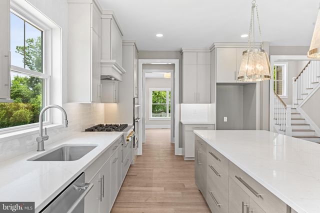 $1,300,000 | 44 Van Leer Avenue, Media, PA 19063