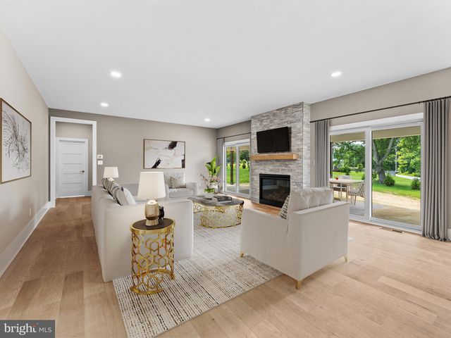 $1,300,000 | 44 Van Leer Avenue, Media, PA 19063