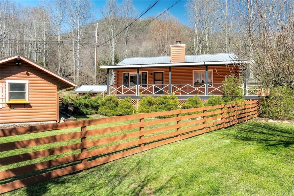 217 Laurel Branch Road, Unit 13A Maggie Valley, NC 28751 - Photo 3 of 9 Gallery Image 3