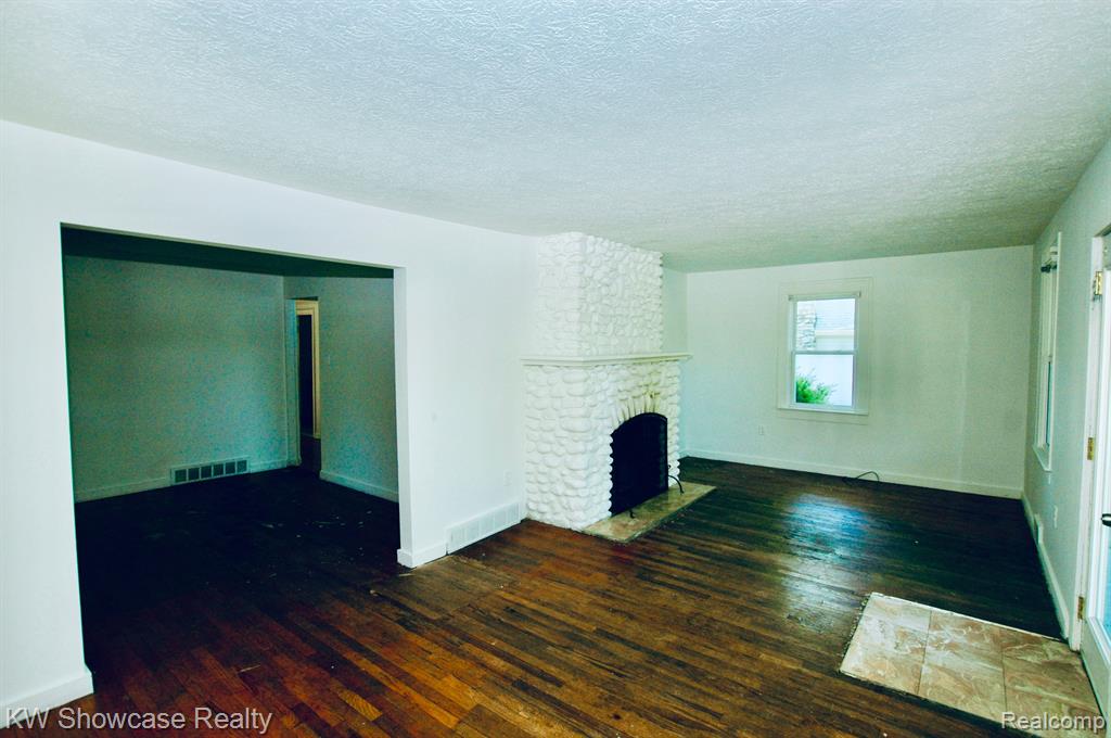 6673 Windiate Road Waterford, MI 48329 - Photo 11 of 41