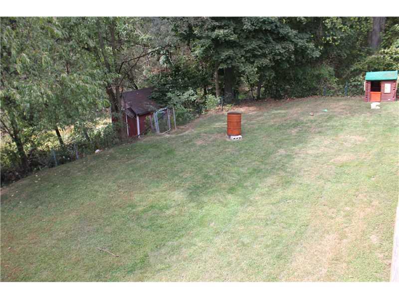125 Reed Street Lower Burrell, PA 15068 - Photo 20 of 20 Yard/Garden.