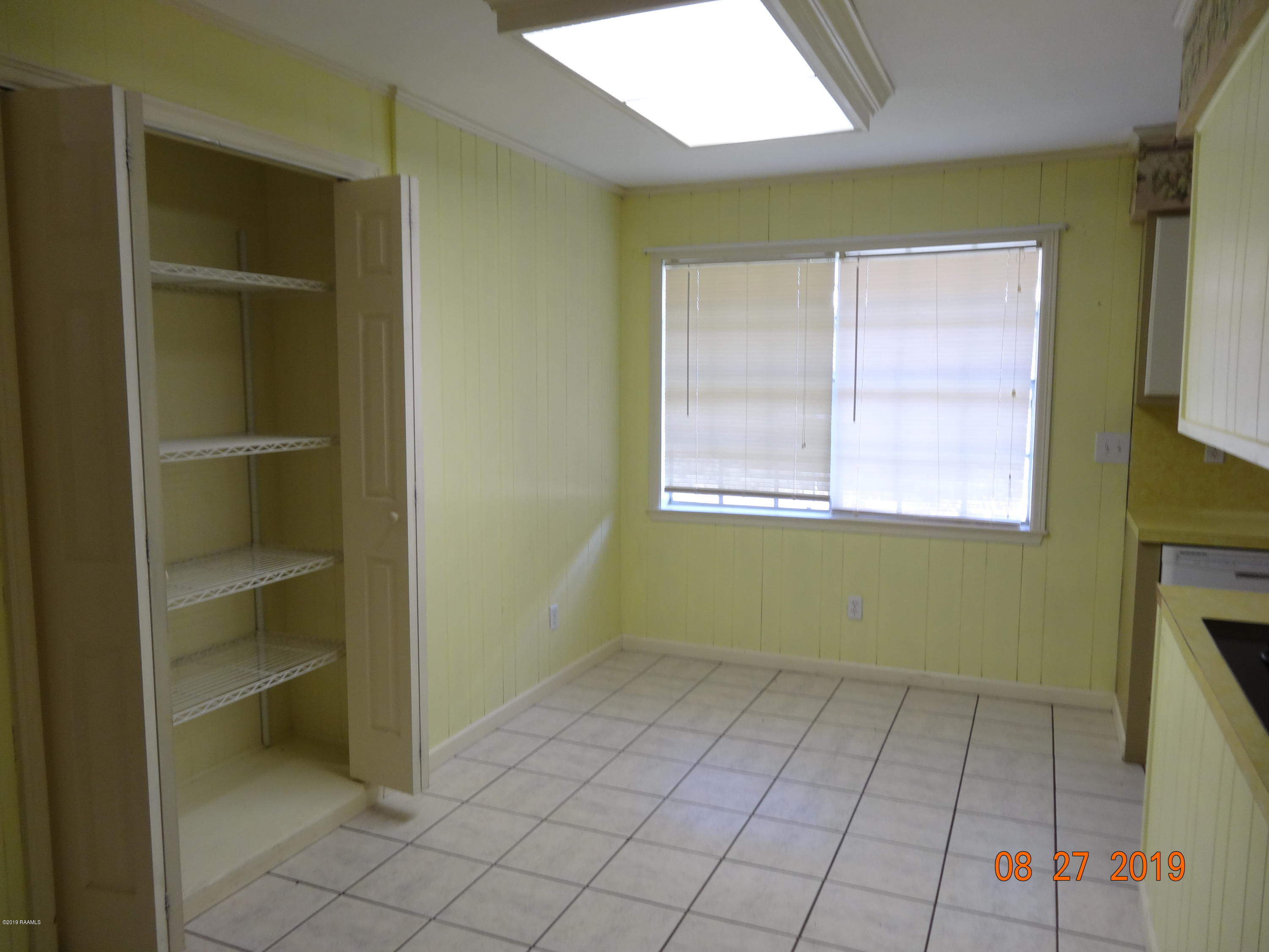 113 Nevada Street Lafayette, LA 70501 - Photo 6 of 26 DSC03178