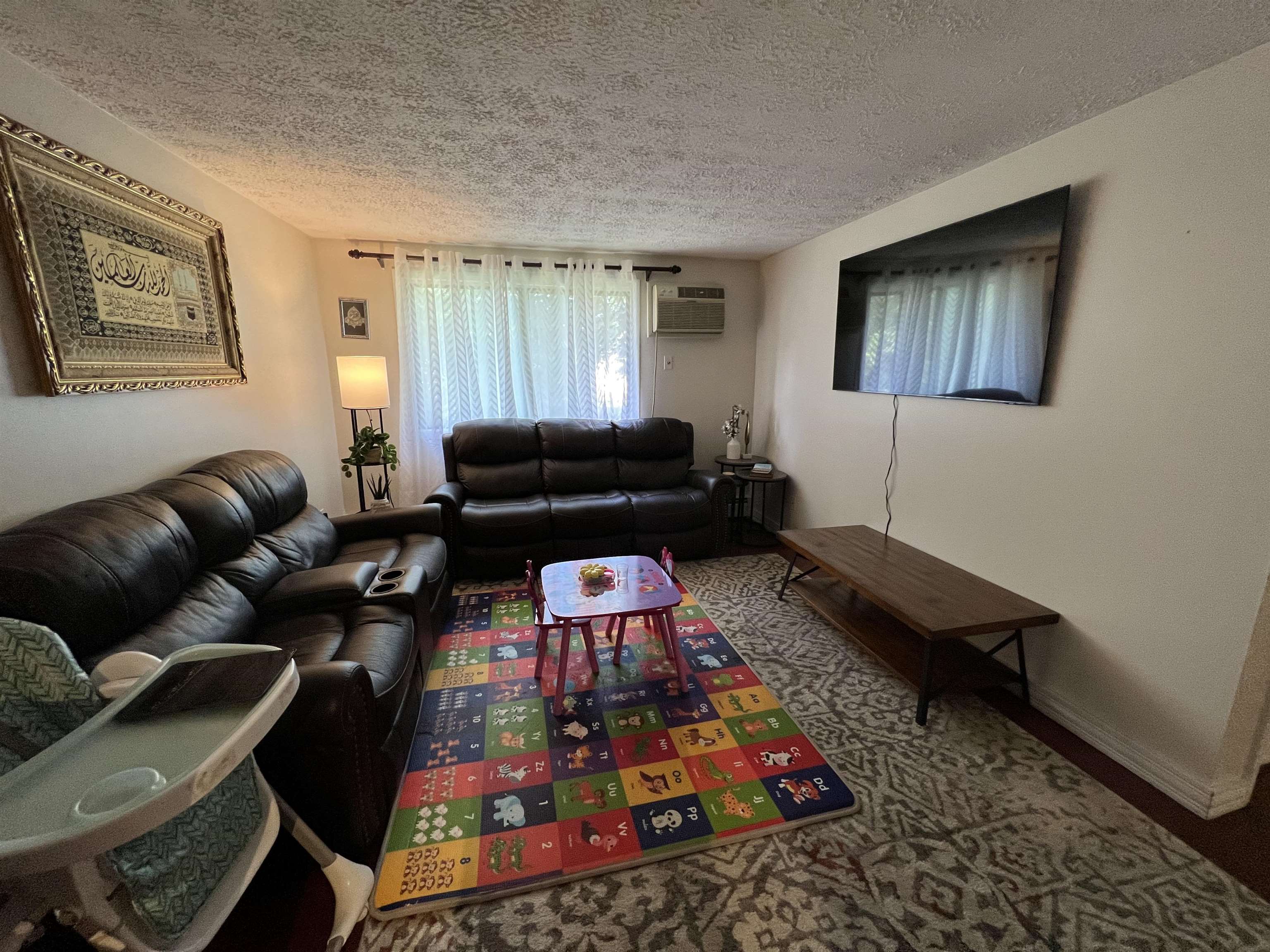 545 Calef Road, Unit 28 Manchester, NH 03103 - Photo 4 of 11
