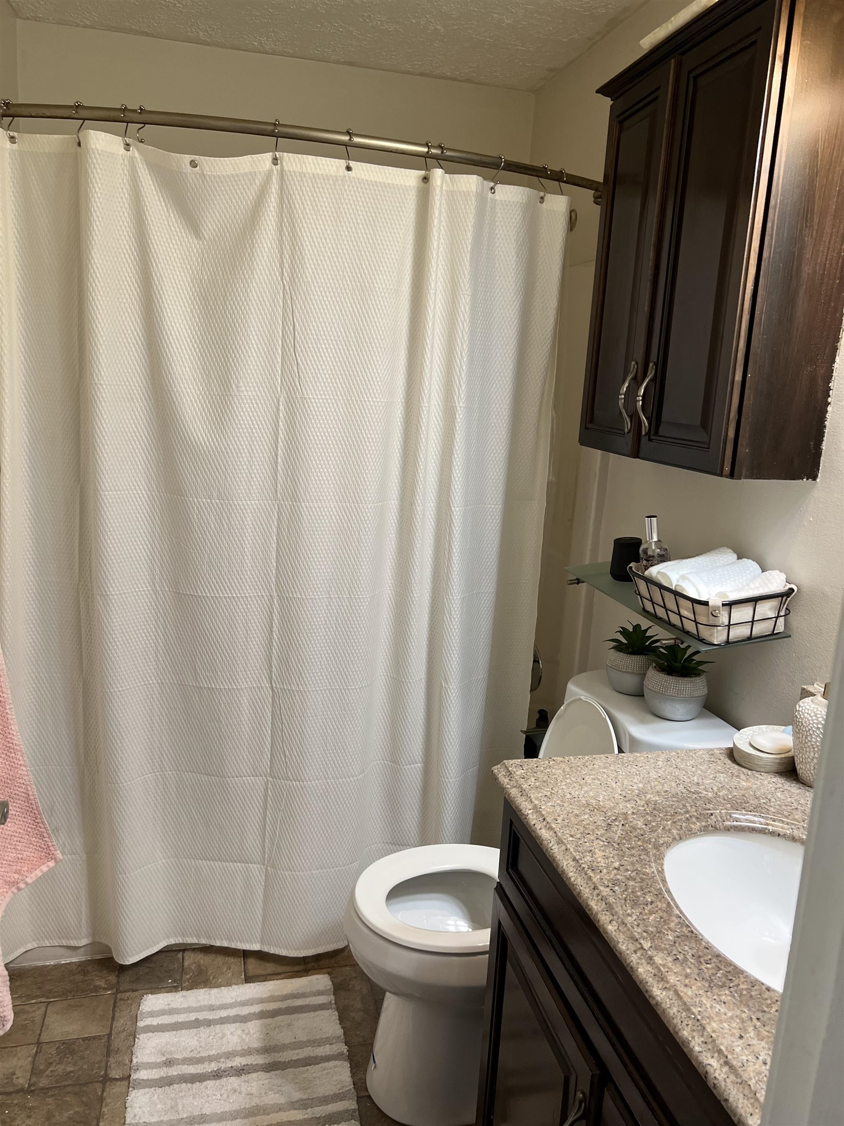 545 Calef Road, Unit 28 Manchester, NH 03103 - Photo 7 of 11