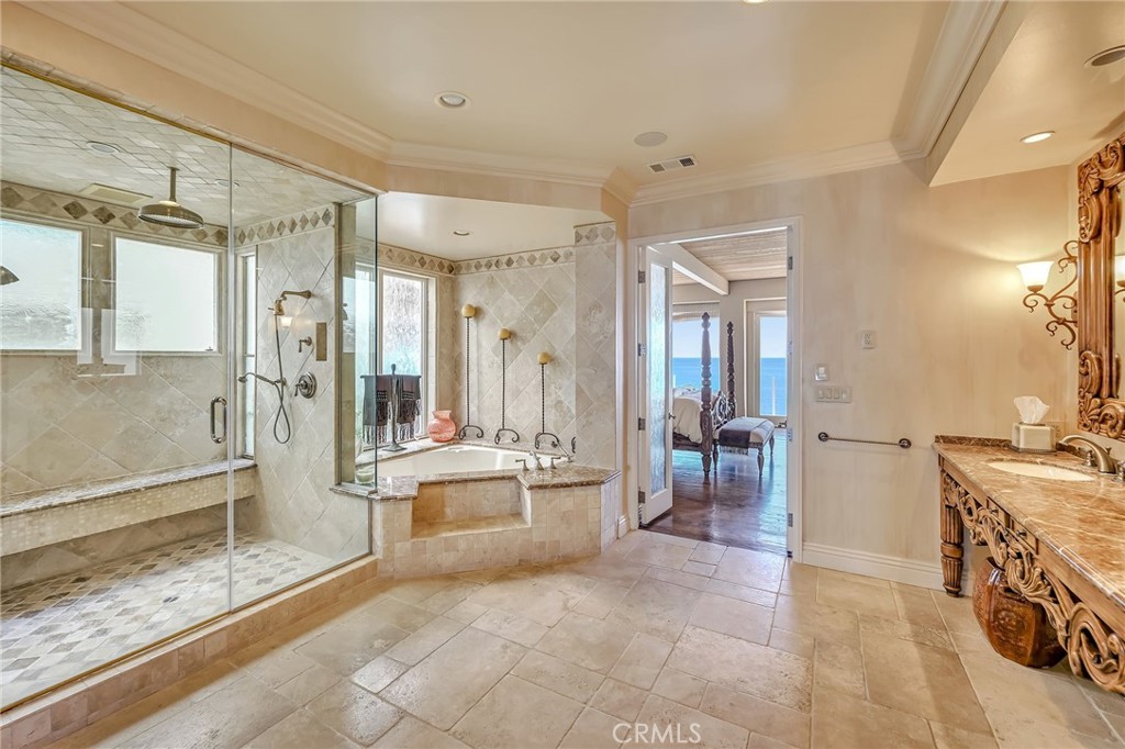 31532 Victoria Point Road Malibu, CA 90265 - Photo 17 of 44