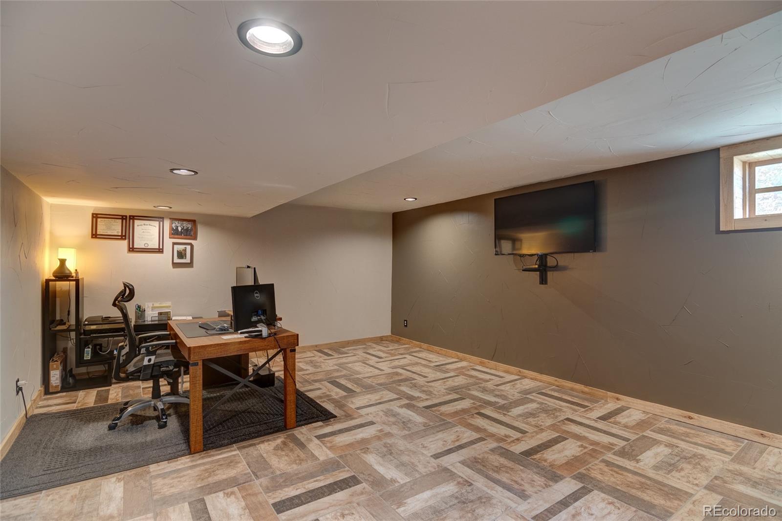 83 Hudson Road Pine, CO 80470 - Photo 28 of 40 Gallery Image 28