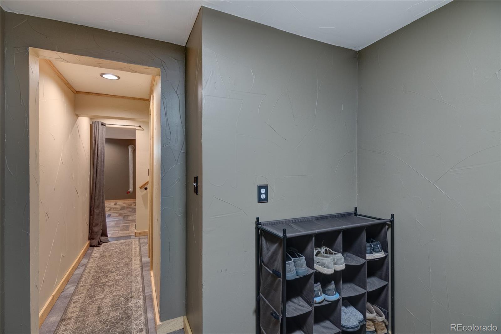83 Hudson Road Pine, CO 80470 - Photo 32 of 40 Gallery Image 32