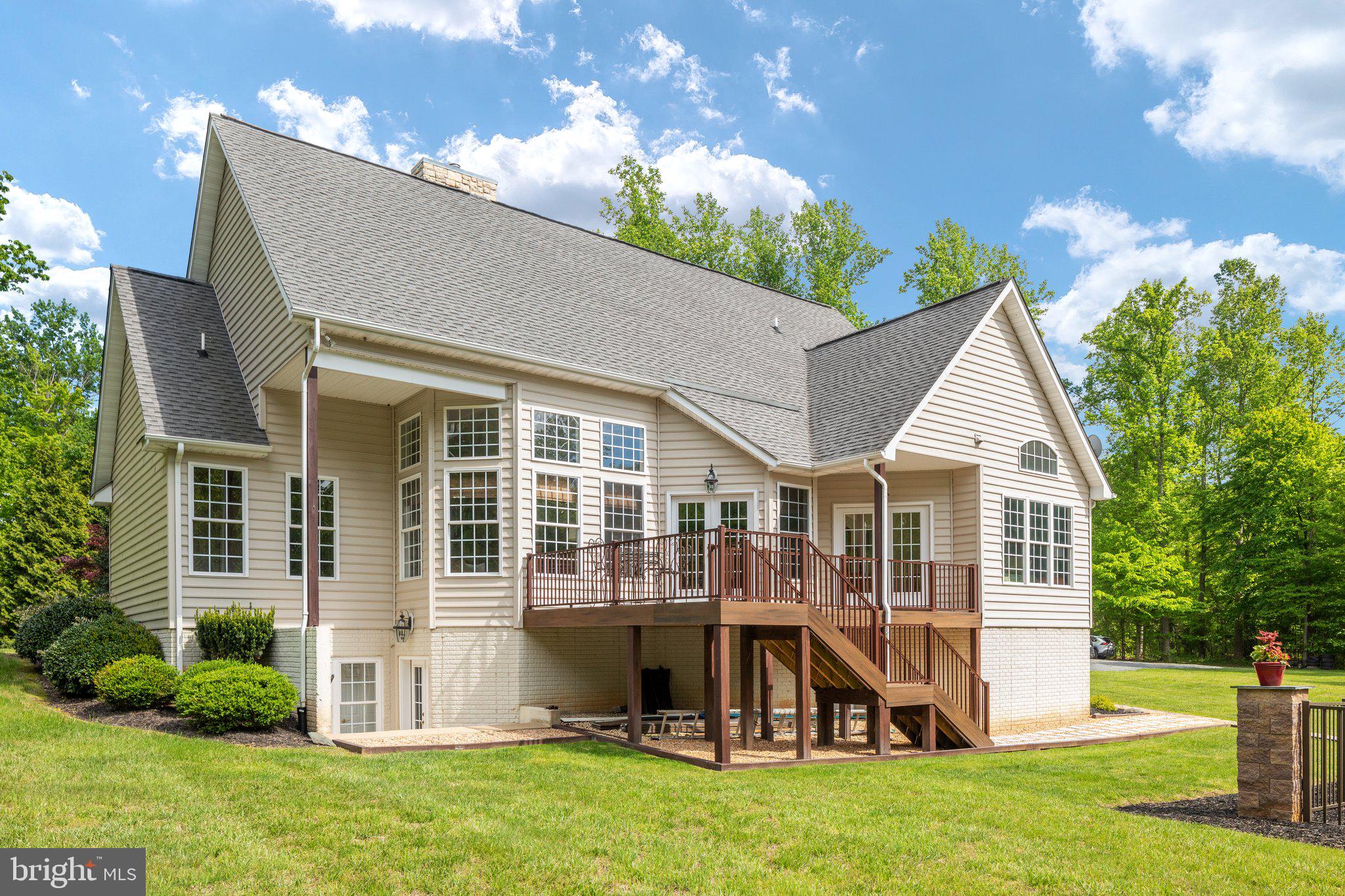 7544 Leeds Manor Road Marshall, VA 20115 - Photo 34 of 59 Rear view of the home