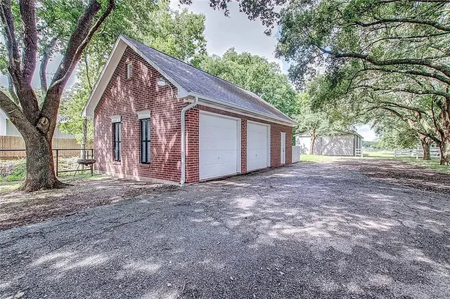 $3,000,000 | 4421 Bowser Road, Fulshear, TX 77441