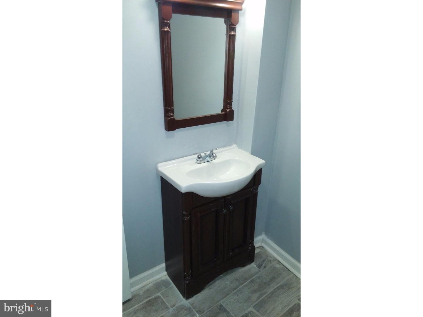 6436 Morris Park Road Philadelphia, PA 19151 - Photo 15 of 25 Half Bath
