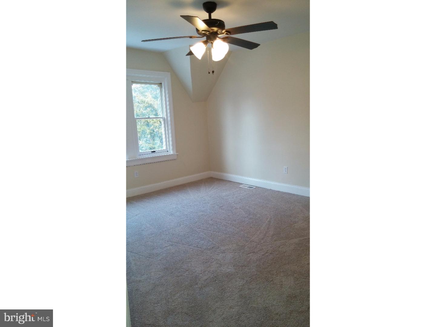 6436 Morris Park Road Philadelphia, PA 19151 - Photo 17 of 25 Bedroom - Main