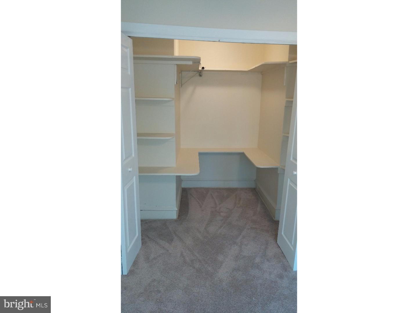 6436 Morris Park Road Philadelphia, PA 19151 - Photo 18 of 25 Walk-in Closet