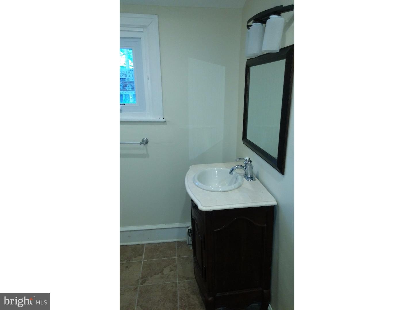 6436 Morris Park Road Philadelphia, PA 19151 - Photo 20 of 25 Bathroom
