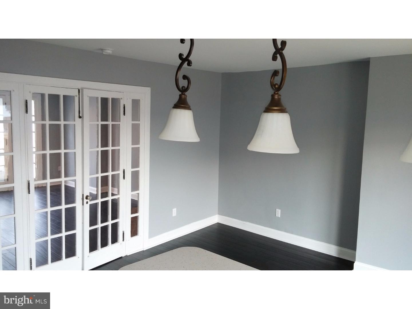 6436 Morris Park Road Philadelphia, PA 19151 - Photo 7 of 25 Dining Room