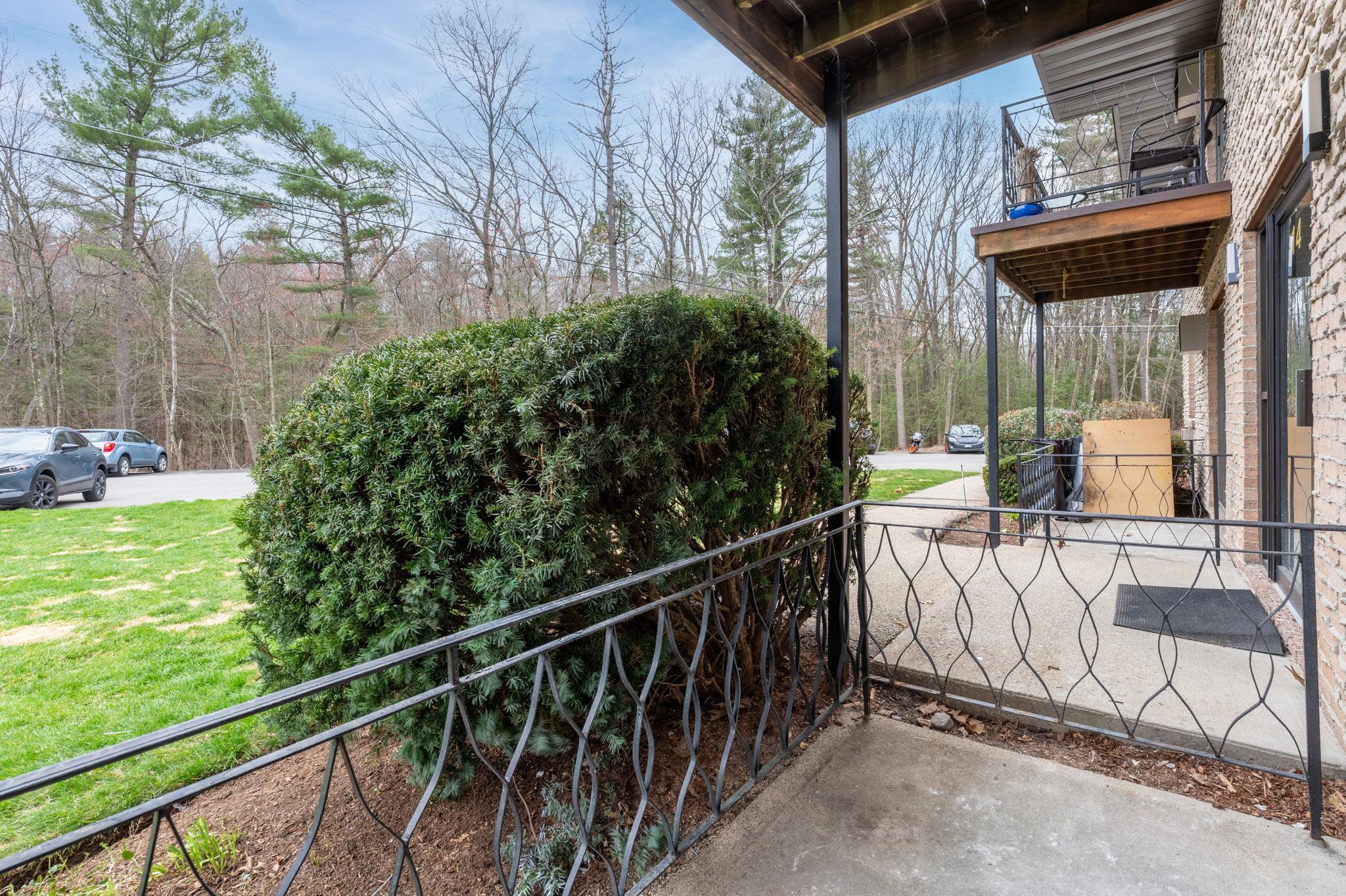 14 Strawberry Bank Road, Unit 2 Nashua, NH 03062 - Photo 17 of 20 Gallery Image 17
