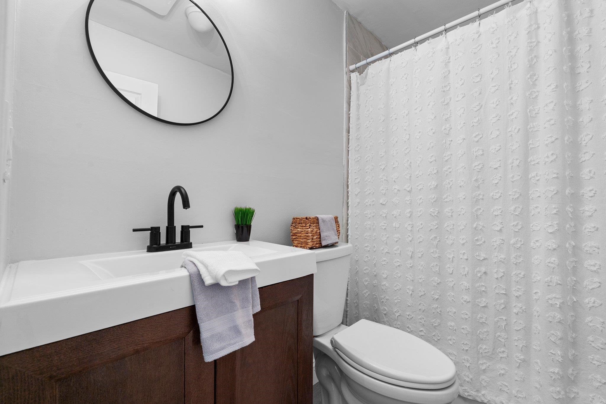 14 Strawberry Bank Road, Unit 2 Nashua, NH 03062 - Photo 7 of 20 Gallery Image 7