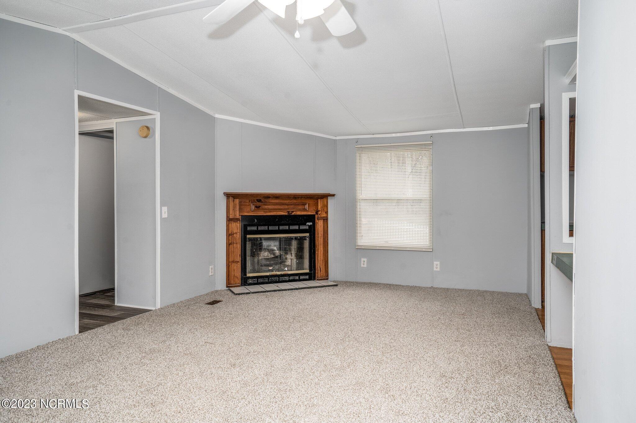 10014 Lake Royalle Road Spring Hope, NC 27882 - Photo 5 of 25 005-10014LakeRoyalleRoad-SpringHope-NC-2