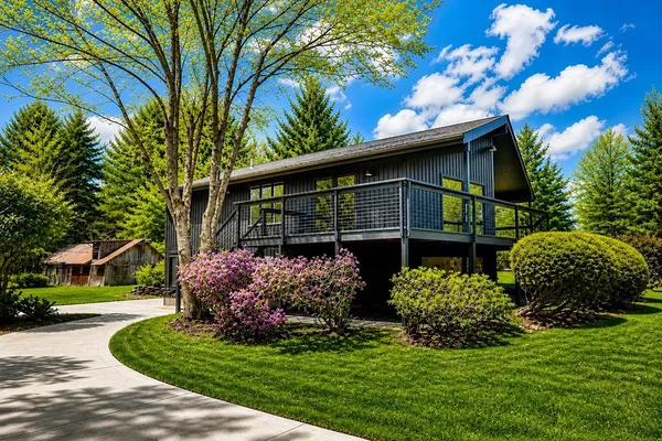 $578,900 | 506 Skyline Trail, Chester, MA 01011