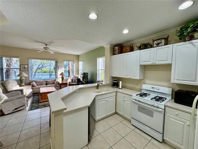 $2,900 | 9411 Discovery Terrace, Unit 102B, Bradenton, FL 34212