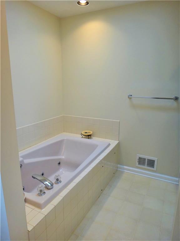 79 Firethorn Road Baden, PA 15005 - Photo 22 of 25
