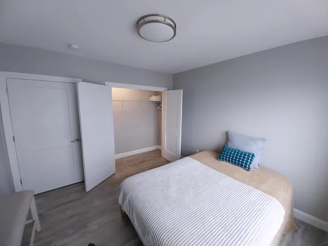 $995,000 | 435 Ocean Boulevard, Unit 401, Hampton, NH 03842