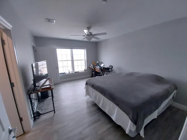 $995,000 | 435 Ocean Boulevard, Unit 401, Hampton, NH 03842