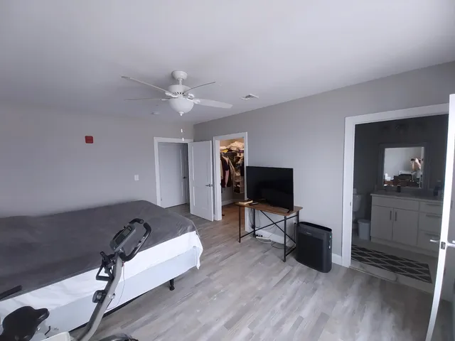 $995,000 | 435 Ocean Boulevard, Unit 401, Hampton, NH 03842