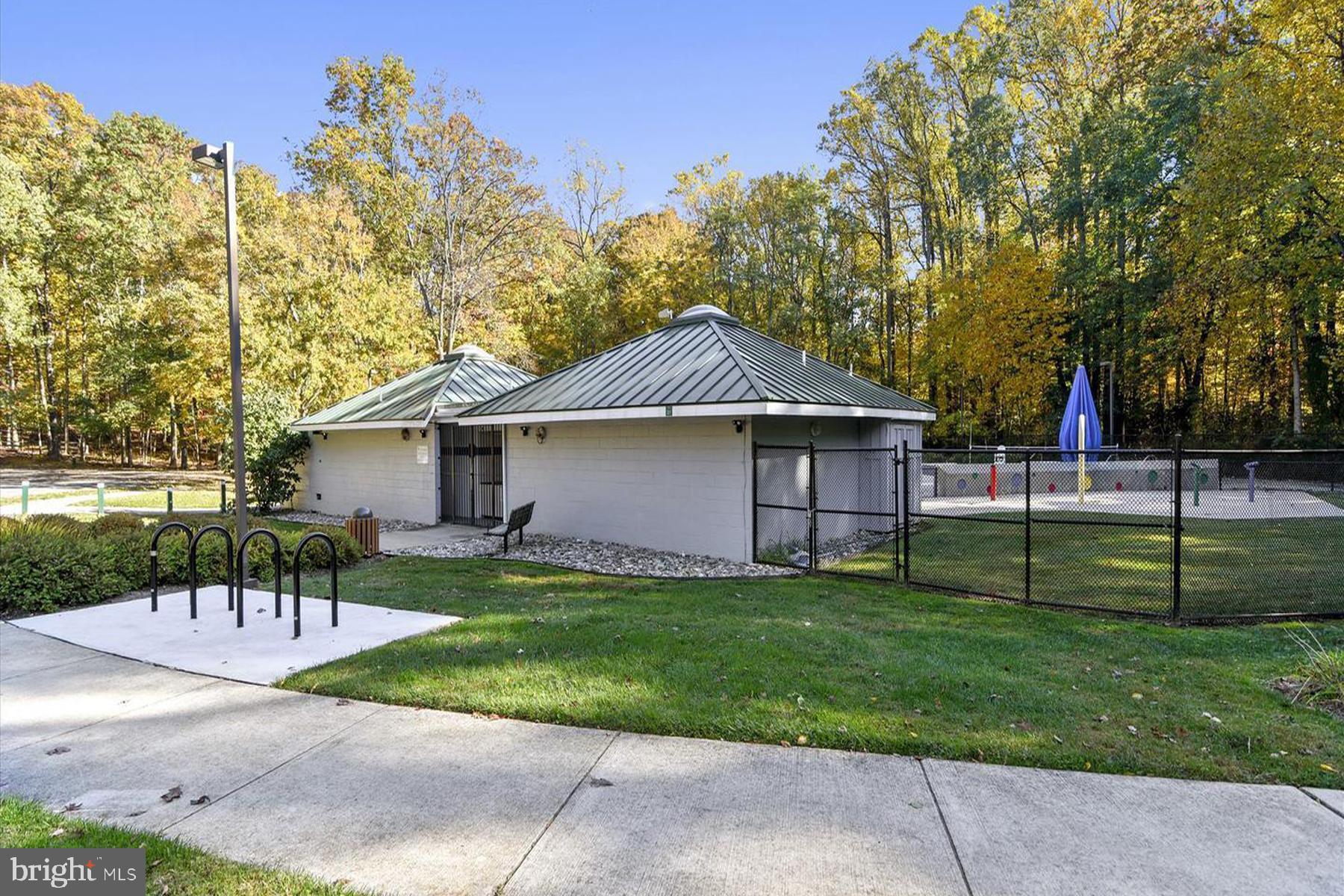 2177 White Cornus Lane Reston, VA 20191 - Photo 28 of 34 Gallery Image 28