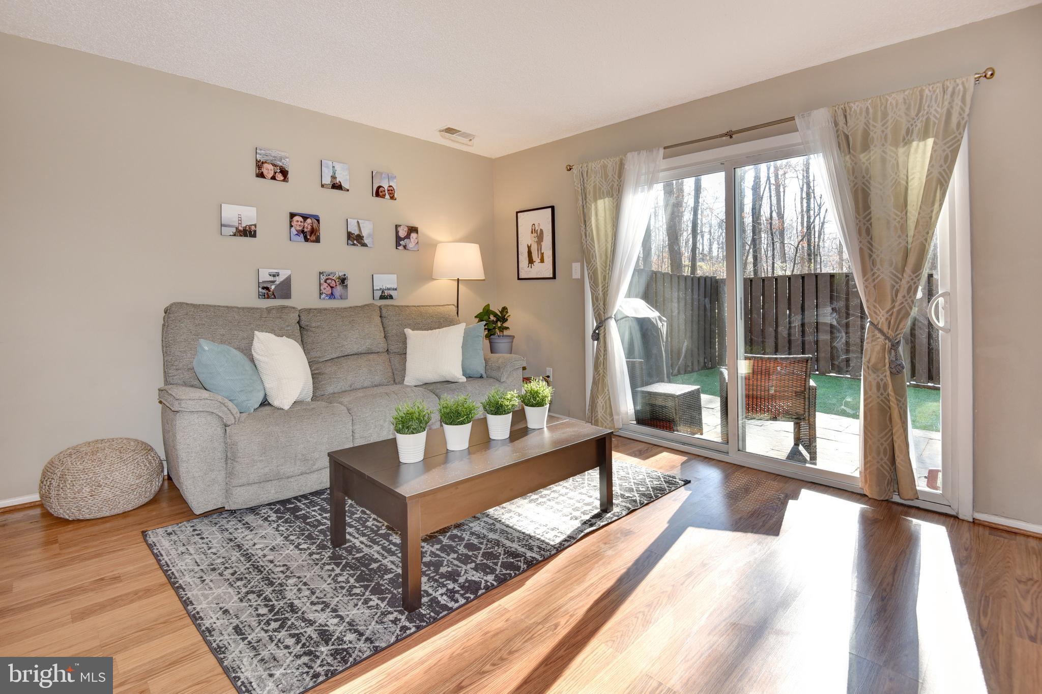 2177 White Cornus Lane Reston, VA 20191 - Photo 8 of 34 Gallery Image 8